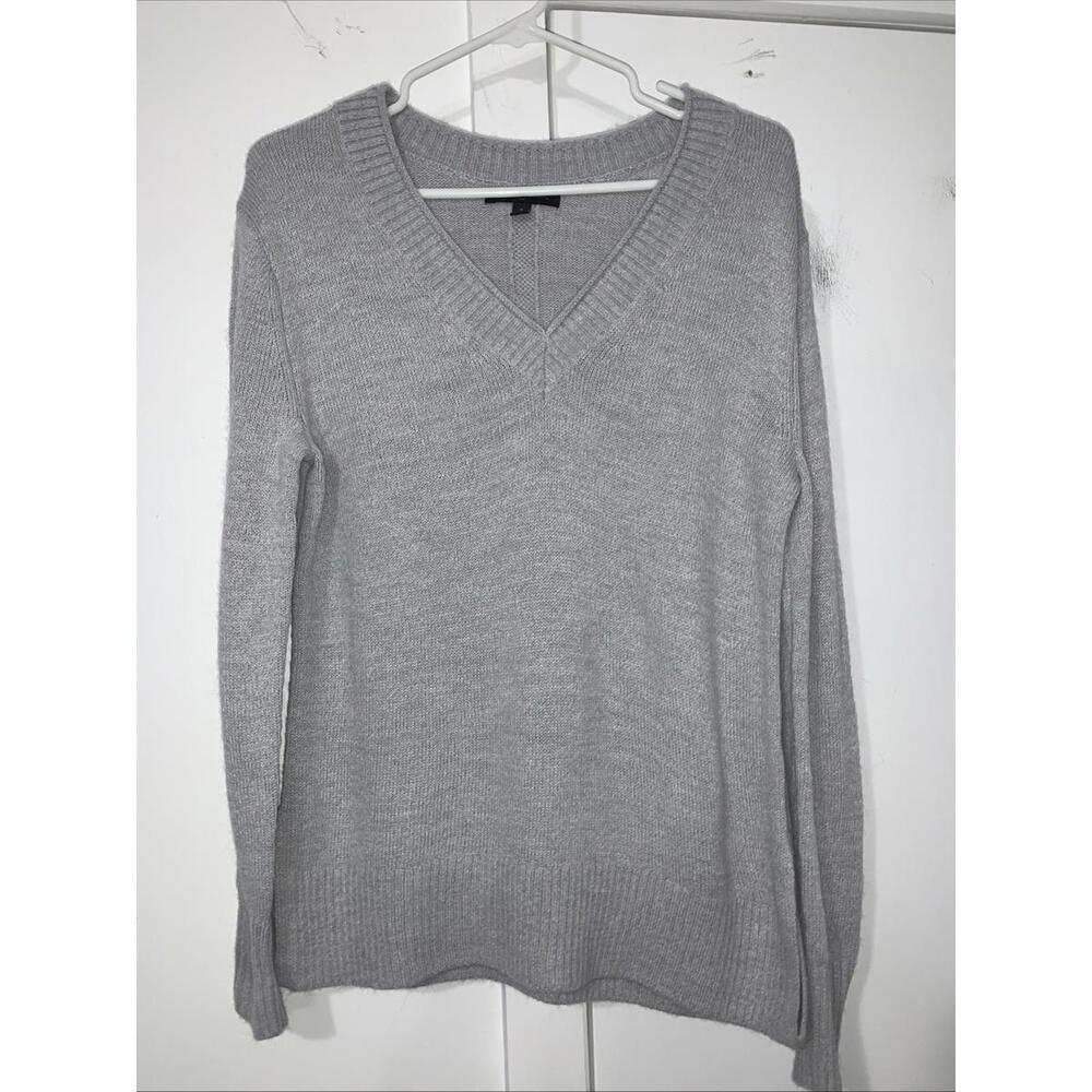 Banana Republic Knit Sweater V Neck Small Tunic Length Soft & Warm